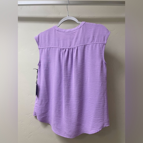 Simply Vera Vera Wang Lavender Sleeveless Blouse - Picture 5 of 7
